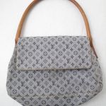 654 7025 HANDBAG